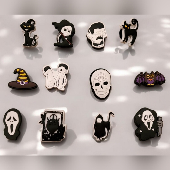 Accessories - Gothic Croc Charms